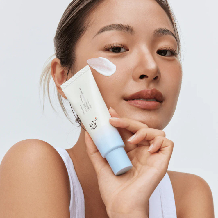 کرم ضد آفتاب عصاره برنج + پانتنول بیوتی آف آبی +SPF50 اورجینال